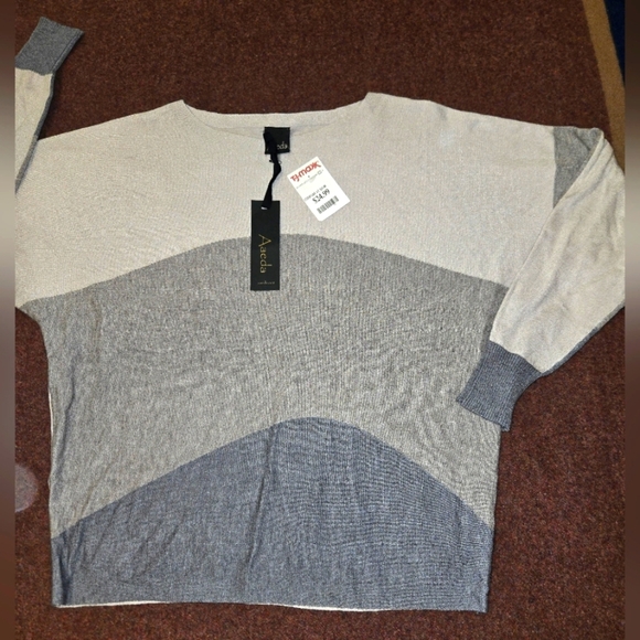 Aaeda Grey Color Block Oversized Sweater Small New - Picture 1 of 7